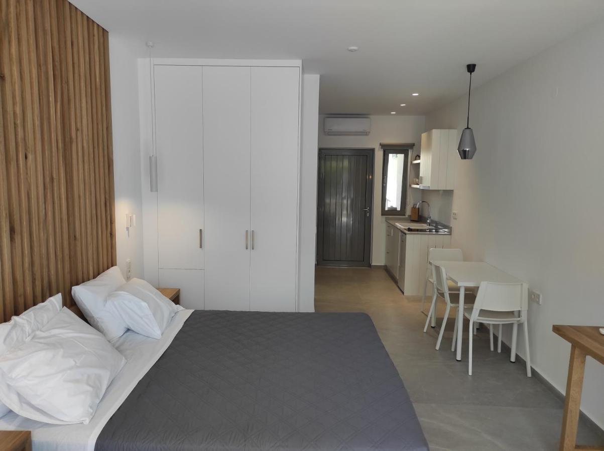 Melissa Apartments, Studios & Suites Malia Extérieur photo