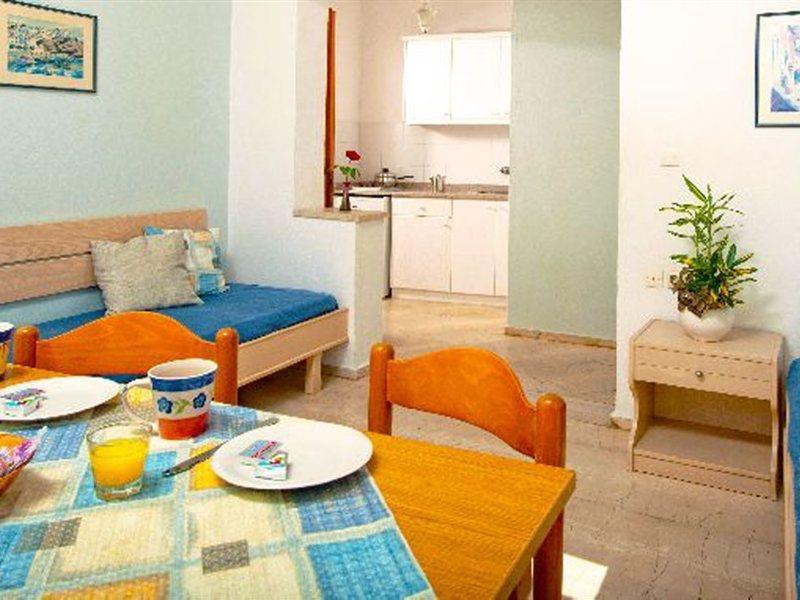 Melissa Apartments, Studios & Suites Malia Extérieur photo